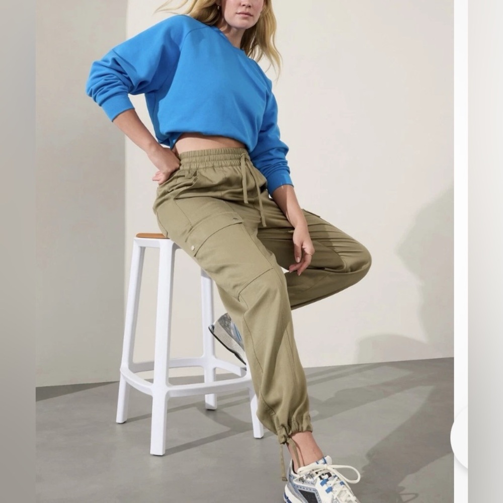 Athleta Celestial High Rise Utility Pant Size XL Olive jogger pants B066 - Picture 12 of 13